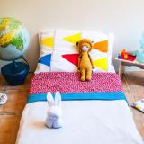 Tidy bed: Calm child – learning to make the bed